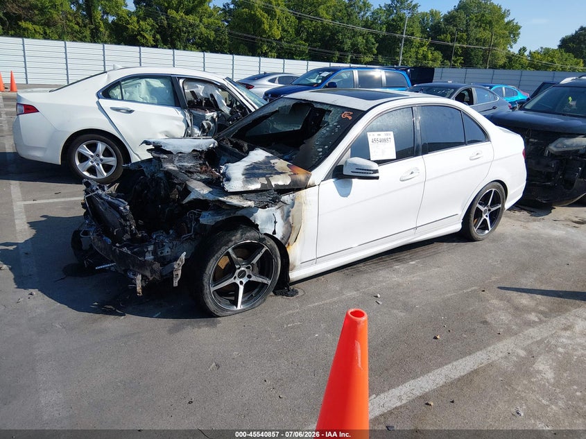 2014 Mercedes-benz C-klasse VIN WDDGF4HB9EA951007 IAAI salvage auction — ENGINE DAMAGE, Non-Repairable (Tennessee), sold $175 on 2026-08-04 (photo 2)