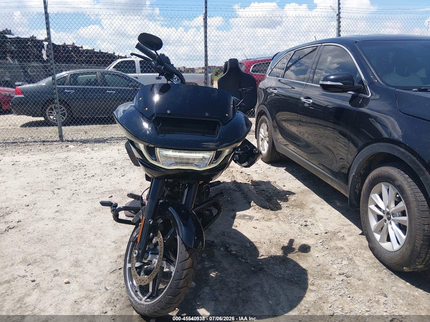 2025 Harley-davidson Road glide VIN 1HD1KH71XSB609209 IAAI salvage auction — UNKNOWN, Salvage Title, sold $13,100 on 2026-08-19 (photo 5)