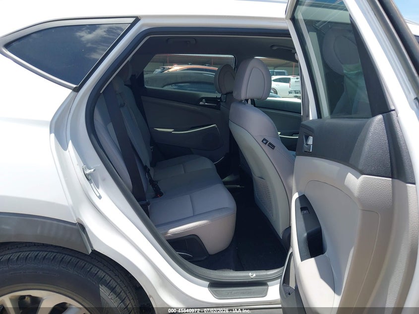 2018 Hyundai Tucson VIN KM8J33A42JU695716 IAAI salvage auction — NORMAL WEAR, Original (Texas), sold $5,350 on 2026-07-14 (photo 8)