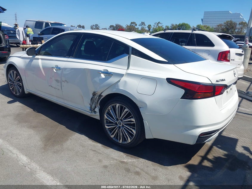 2024 Nissan Altima VIN 1N4BL4EW2RN389699 IAAI salvage auction — LEFT SIDE, Wait Title, sold $8,800 on 2026-08-20 (photo 3)