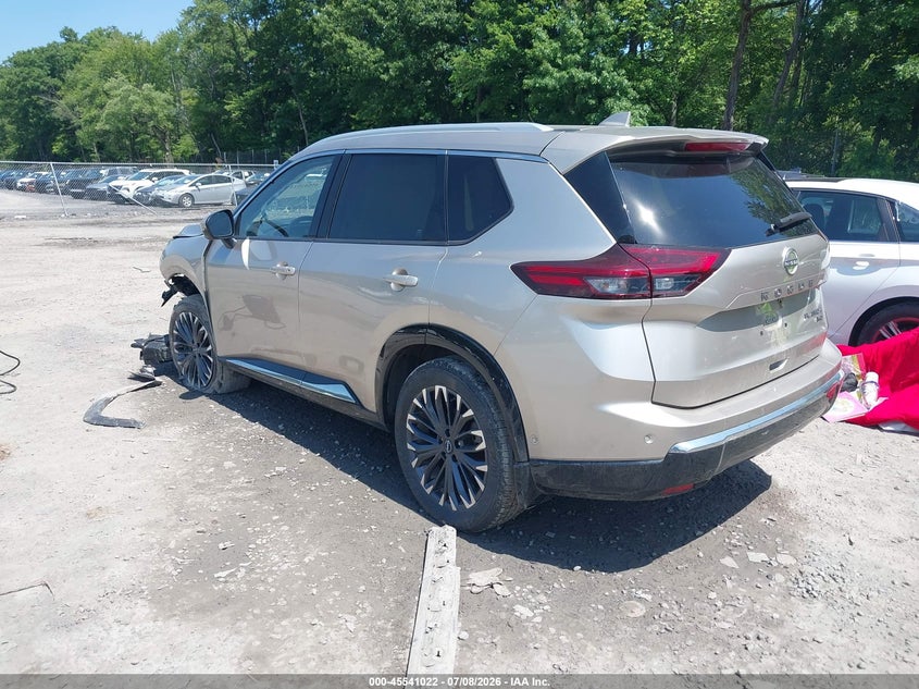2024 Nissan Rogue VIN JN8BT3DD0RW450924 IAAI salvage auction — LEFT FRONT, Salvage Title, sold $7,600 on 2026-08-22 (photo 3)
