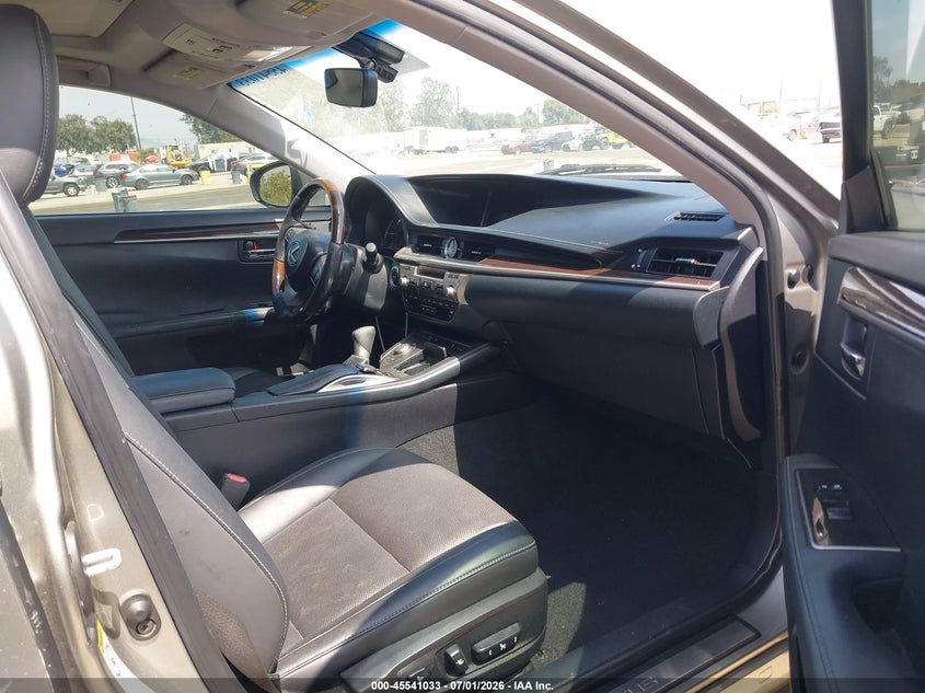 2016 Lexus VIN JTHBW1GG7G2104885 IAAI salvage auction — FRONT END, Salvage (California), sold $25 on 2026-08-02 (photo 5)