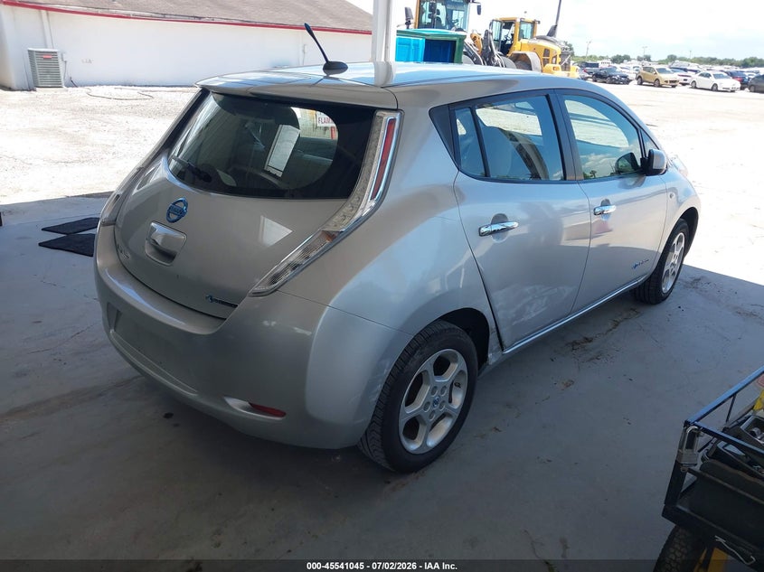 2012 Nissan Leaf VIN JN1AZ0CP9CT022572 IAAI salvage auction — SIDE, Rebuildable (Florida), sold $225 on 2026-07-30 (photo 4)