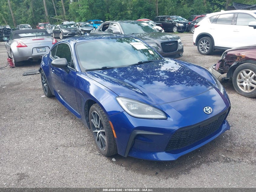 2022 Toyota Gr 86 VIN JF1ZNBC18N8755324 IAAI salvage auction — SIDE, Salvage (Ohio), sold $1,050 on 2026-07-31 (photo 1)