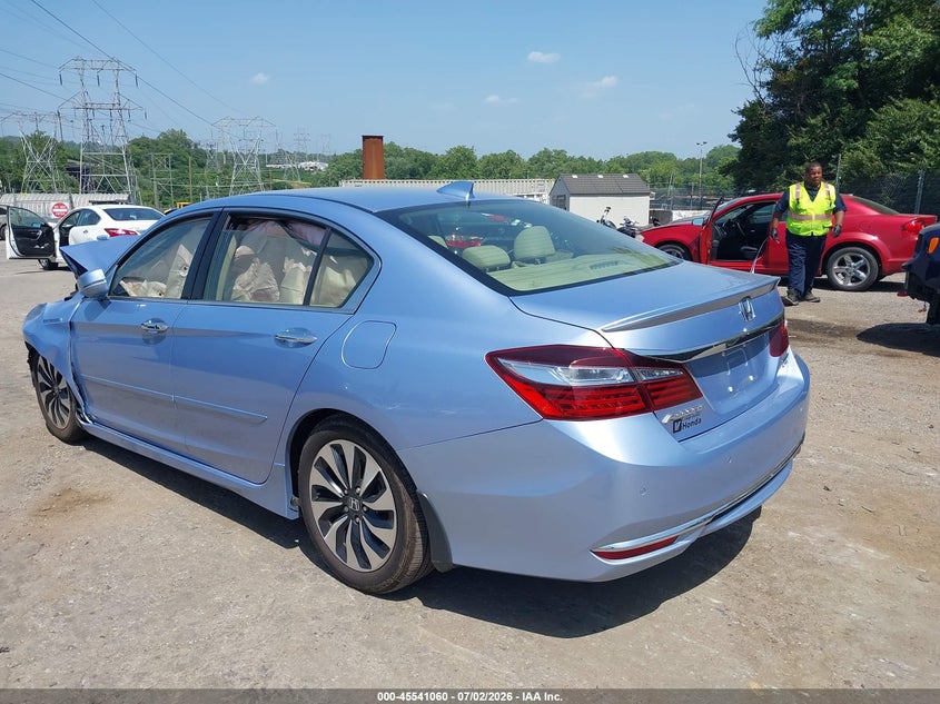 2017 Honda Accord VIN JHMCR6F74HC009223 IAAI salvage auction — FRONT END, Salvage (Pennsylvania), sold $25 on 2026-07-31 (photo 3)