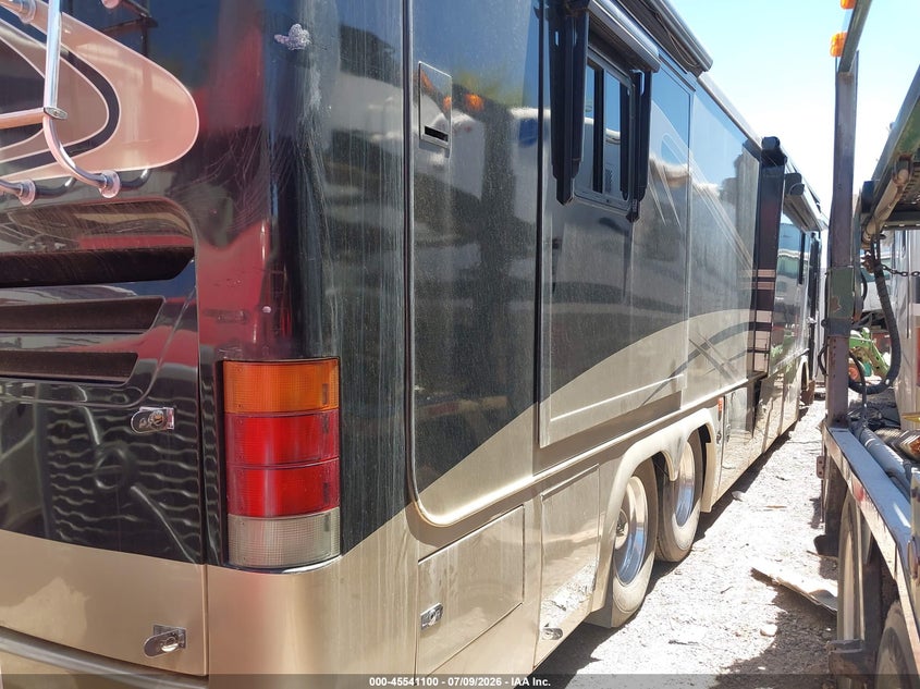 2006 Roadmaster rail Monocoque VIN 1RF10551061038035 IAAI salvage auction — FRONT END, Salvage (Arizona), sold $1,100 on 2026-07-21 (photo 4)