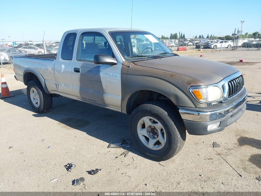 2001 Toyota Tacoma VIN 5TESM92N61Z870069 IAAI salvage auction — NORMAL WEAR, Clear - Dealer Only (California), sold $2,200 on 2026-07-15 (photo 1)