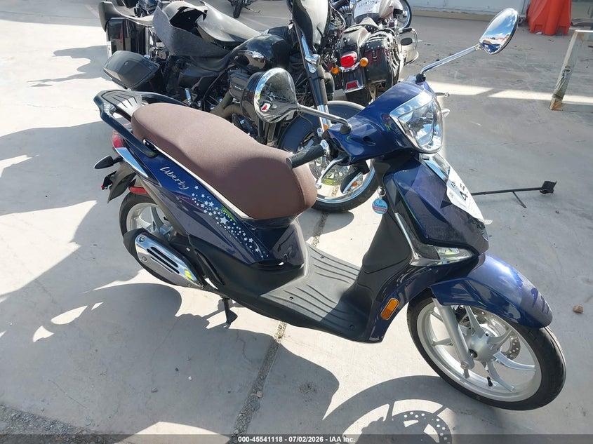 2023 Piaggio VIN ZAPC546B4P7002901 IAAI salvage auction — FRONT & REAR, Salvage (Texas), sold $325 on 2026-07-28 (photo 1)
