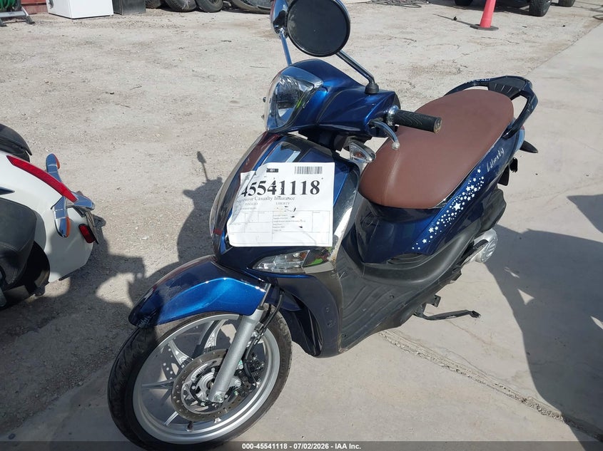 2023 Piaggio VIN ZAPC546B4P7002901 IAAI salvage auction — FRONT & REAR, Salvage (Texas), sold $325 on 2026-07-28 (photo 2)