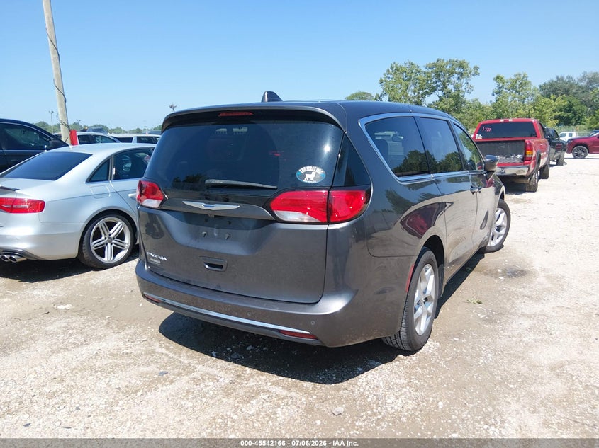 2018 Chrysler Pacifica VIN 2C4RC1FG6JR315871 IAAI salvage auction — MECHANICAL, Salvage Title, sold $3,550 on 2026-08-21 (photo 4)