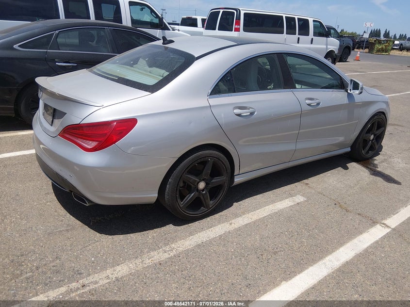 2014 Mercedes-benz VIN WDDSJ4EB3EN038443 IAAI salvage auction — LEFT SIDE, Clear - Dealer Only (California), sold $1,850 on 2026-07-21 (photo 4)