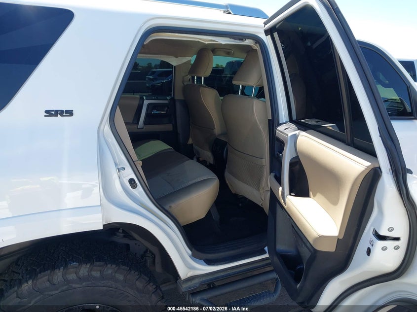 2018 Toyota 4runner VIN JTEBU5JR8J5511706 IAAI salvage auction — RIGHT FRONT, Salvage Title, sold $6,800 on 2026-07-20 (photo 8)