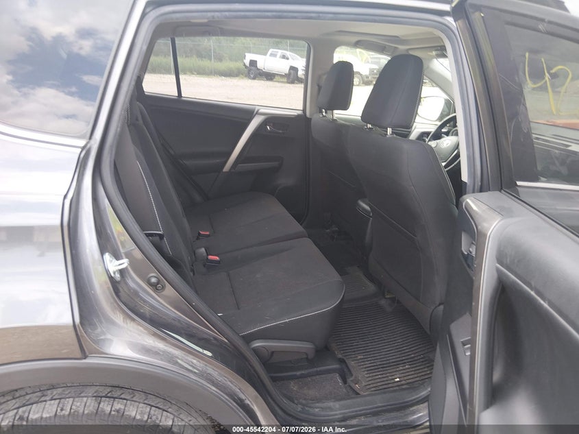 2017 Toyota Rav 4 VIN JTMRFREV2HJ147635 IAAI salvage auction — NO DAMAGE, Salvage Title, sold $4,100 on 2026-07-23 (photo 8)
