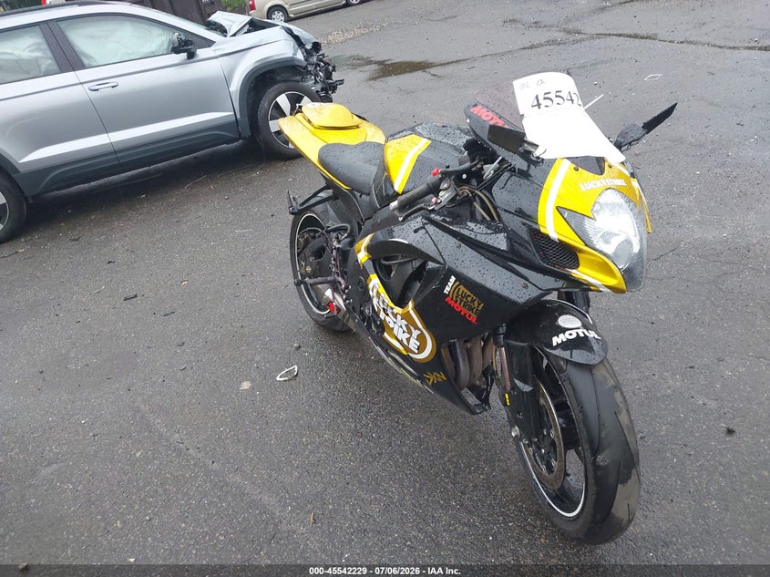 2007 Suzuki Gsx-r750 VIN JS1GR7KA072101468 IAAI salvage auction — LEFT SIDE, Mv-907A (New York), sold $1,400 on 2026-07-29 (photo 1)
