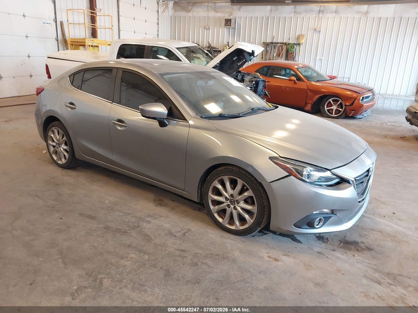2015 Mazda 3 VIN JM1BM1W34F1230714 IAAI salvage auction — NORMAL WEAR, Clear (Michigan), sold $800 on 2026-07-21 (photo 1)