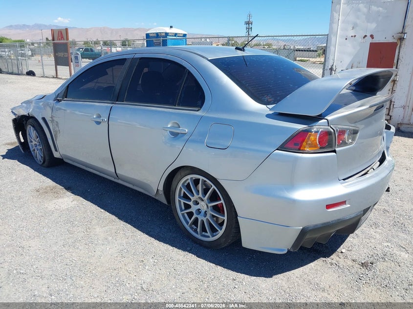 2015 Mitsubishi Lancer evolution VIN JA32W8FV8FU006606 IAAI salvage auction — FRONT & REAR, Salvage Title, sold $6,900 on 2026-07-30 (photo 3)