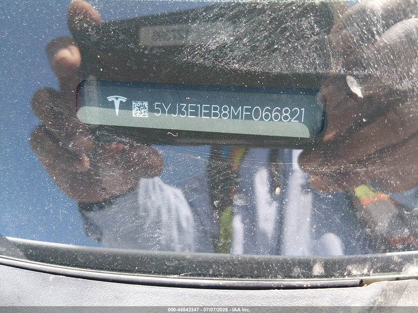 2021 Tesla Model 3 VIN 5YJ3E1EB8MF066821 IAAI salvage auction — LEFT SIDE, Salvage (California), sold $5,500 on 2026-07-31 (photo 9)
