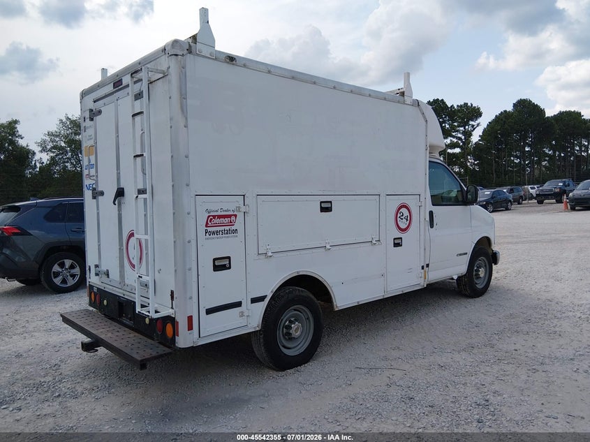2000 Chevrolet Express 2500 VIN 1GBHG31R0Y1217779 IAAI salvage auction — FRONT END, Clear (Alabama), sold $500 on 2026-07-18 (photo 4)