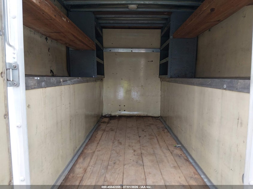 2000 Chevrolet Express 2500 VIN 1GBHG31R0Y1217779 IAAI salvage auction — FRONT END, Clear (Alabama), sold $500 on 2026-07-18 (photo 7)