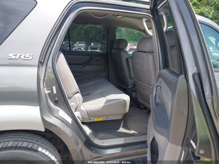2004 Toyota Sequoia VIN 5TDZT34A24S217023 IAAI salvage auction — NORMAL WEAR, Clear (Kansas), sold $1,050 on 2026-07-08 (photo 8)