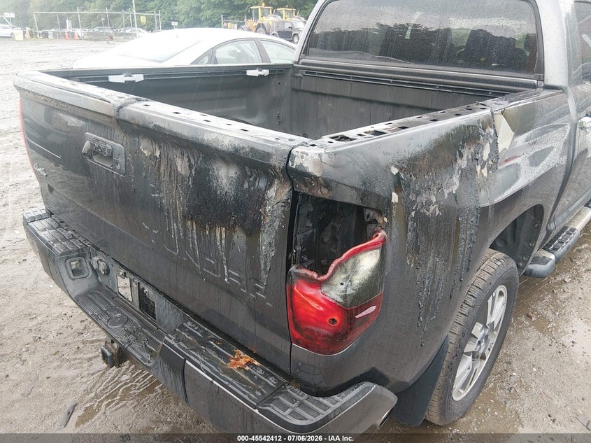 2018 Toyota Tundra VIN 5TFAY5F17JX699436 IAAI salvage auction — EXTERIOR BURN, Salvage (Massachusetts), sold $13,600 on 2026-07-28 (photo 6)