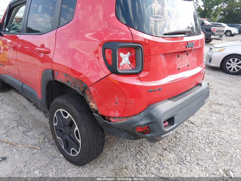 2017 Jeep Renegade VIN ZACCJBCB6HPF30322 IAAI salvage auction — REAR END, Salvage Title, sold $1,400 on 2026-08-13 (photo 6)