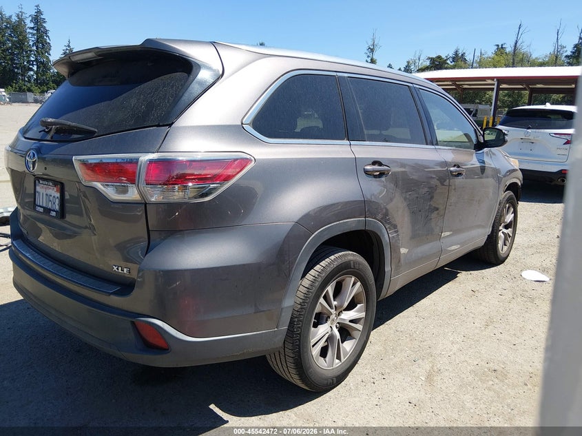 2015 Toyota Highlander VIN 5TDKKRFH8FS087530 IAAI salvage auction — FRONT END, Salvage Title, sold $5,500 on 2026-07-29 (photo 4)