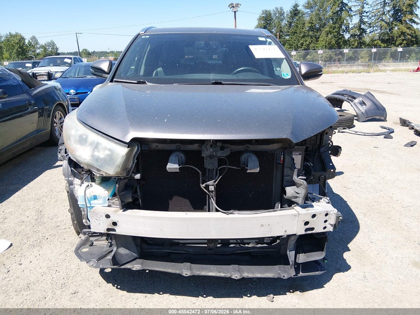 2015 Toyota Highlander VIN 5TDKKRFH8FS087530 IAAI salvage auction — FRONT END, Salvage Title, sold $5,500 on 2026-07-29 (photo 6)