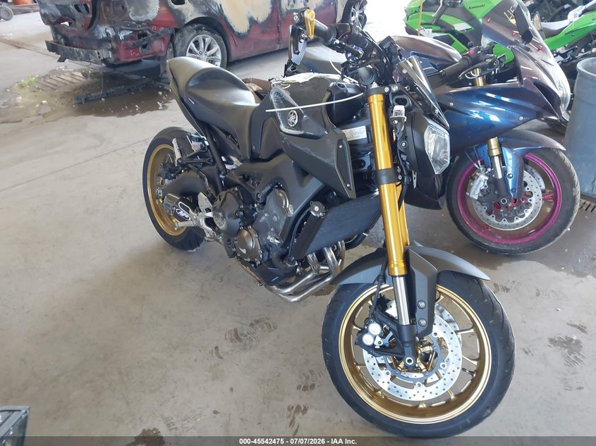 2014 Yamaha Fz VIN JYARN33E0EA003897 IAAI salvage auction — ENGINE DAMAGE, Mv-907A (New York), sold $2,650 on 2026-07-15 (photo 1)