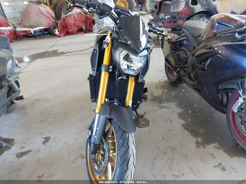 2014 Yamaha Fz VIN JYARN33E0EA003897 IAAI salvage auction — ENGINE DAMAGE, Mv-907A (New York), sold $2,650 on 2026-07-15 (photo 5)