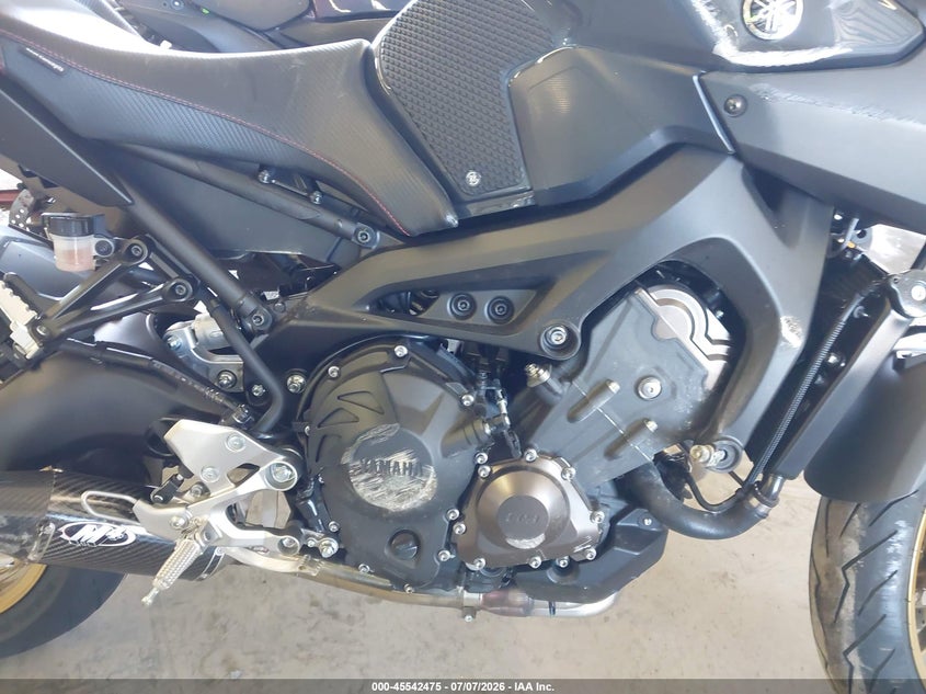 2014 Yamaha Fz VIN JYARN33E0EA003897 IAAI salvage auction — ENGINE DAMAGE, Mv-907A (New York), sold $2,650 on 2026-07-15 (photo 8)