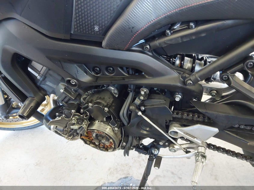 2014 Yamaha Fz VIN JYARN33E0EA003897 IAAI salvage auction — ENGINE DAMAGE, Mv-907A (New York), sold $2,650 on 2026-07-15 (photo 9)