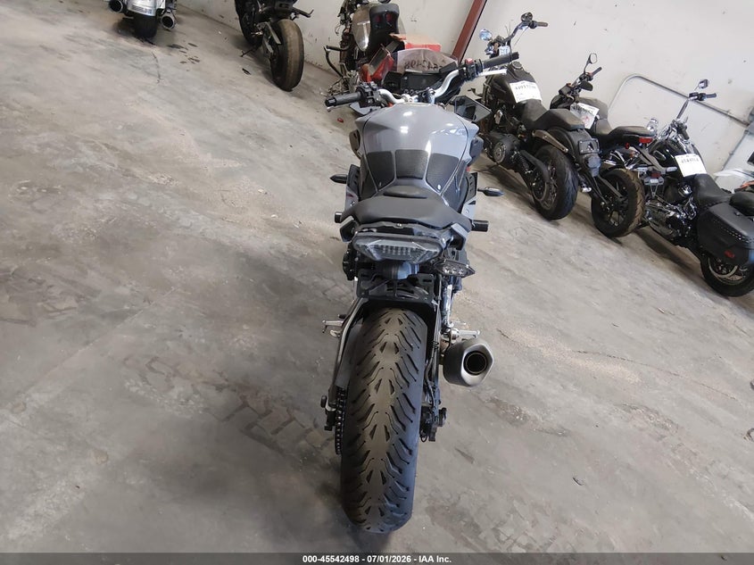 2017 Yamaha Fz VIN JYARN48Y3HA000361 IAAI salvage auction — UNKNOWN, Salvage (California), sold $4,250 on 2026-07-14 (photo 6)