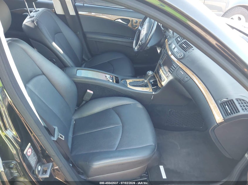 2007 Mercedes-benz E-class VIN WDBUF56X37B107509 IAAI salvage auction — NORMAL WEAR, Clear (Virginia), sold $725 on 2026-07-27 (photo 5)