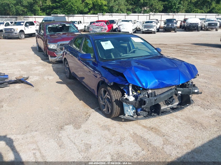 2025 Hyundai Elantra VIN KMHLS4DG8SU951723 IAAI salvage auction — FRONT END, Salvage Title, sold $5,100 on 2026-07-15 (photo 1)