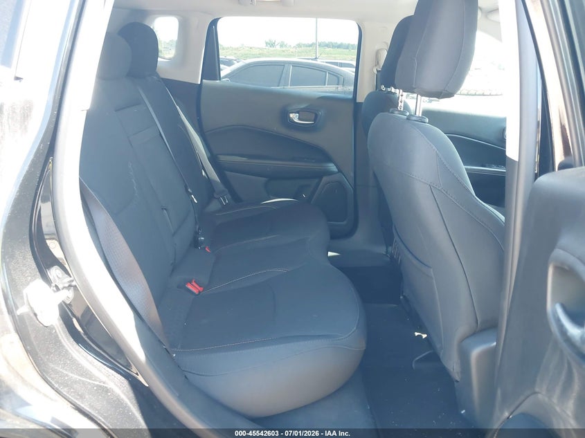 2019 Jeep Compass VIN 3C4NJDAB2KT645636 IAAI salvage auction — NORMAL WEAR, SF97 (New Hampshire), sold $3,450 on 2026-07-23 (photo 8)