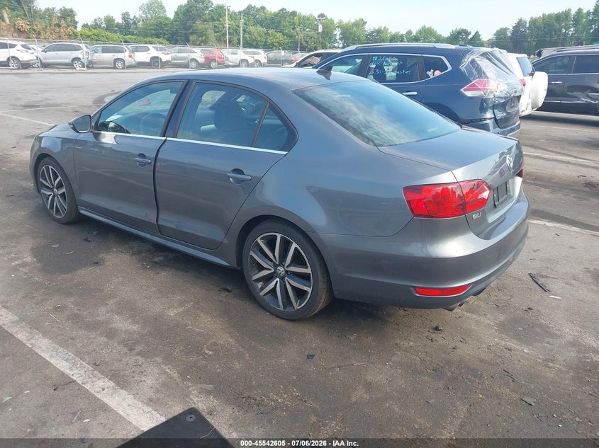 2013 Volkswagen Jetta VIN 3VW4A7AJ3DM240819 IAAI salvage auction — RIGHT SIDE, Wait Title, sold $1,600 on 2026-09-17 (photo 3)