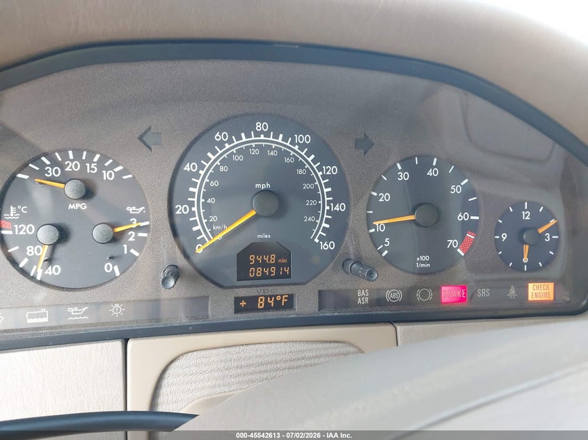 1998 Mercedes-benz S class VIN WDBGA32G5WA396158 IAAI salvage auction — NORMAL WEAR, Clear (New York), sold $4,300 on 2026-07-27 (photo 7)
