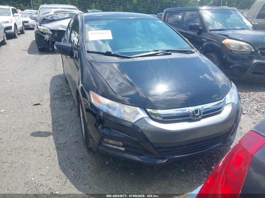 2013 Honda Insight VIN JHMZE2H75DS006195 IAAI salvage auction — SIDE, Salvage Title, sold $1,200 on 2026-08-02 (photo 1)