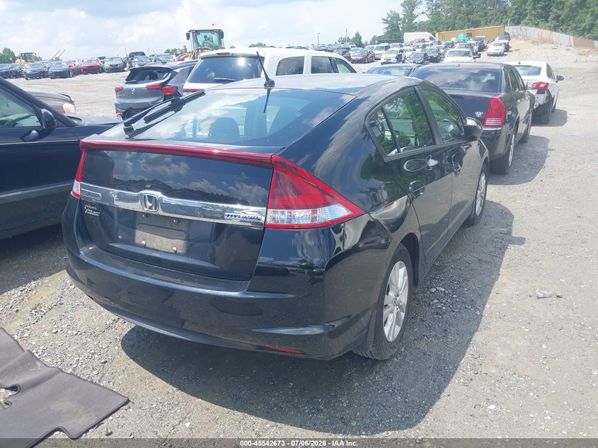 2013 Honda Insight VIN JHMZE2H75DS006195 IAAI salvage auction — SIDE, Salvage Title, sold $1,200 on 2026-08-02 (photo 4)