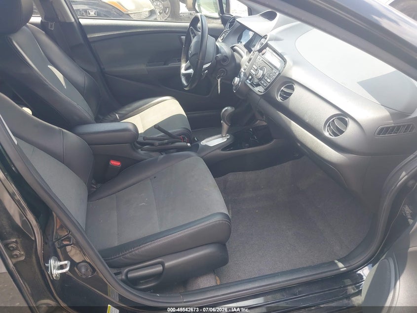 2013 Honda Insight VIN JHMZE2H75DS006195 IAAI salvage auction — SIDE, Salvage Title, sold $1,200 on 2026-08-02 (photo 5)