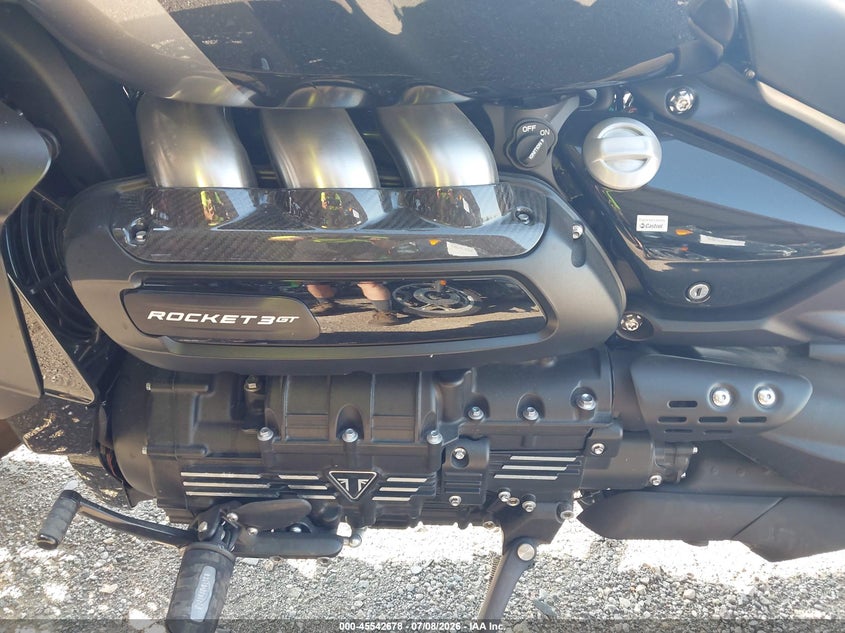 2022 Triumph motorcycle Rocket VIN SMTG10JX7NTAG2301 IAAI salvage auction — SIDE, Salvage (Michigan), sold $10,950 on 2026-08-12 (photo 9)