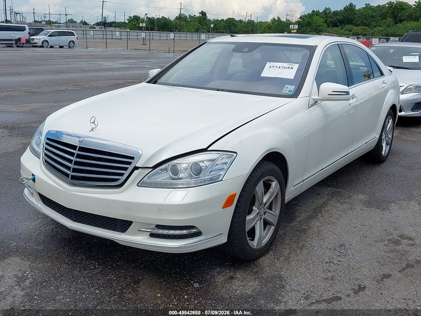2010 Mercedes-benz S class VIN WDDNG7BB6AA314620 IAAI salvage auction — WATER/FLOOD, Salvage (Louisiana), sold $1,450 on 2026-07-29 (photo 2)