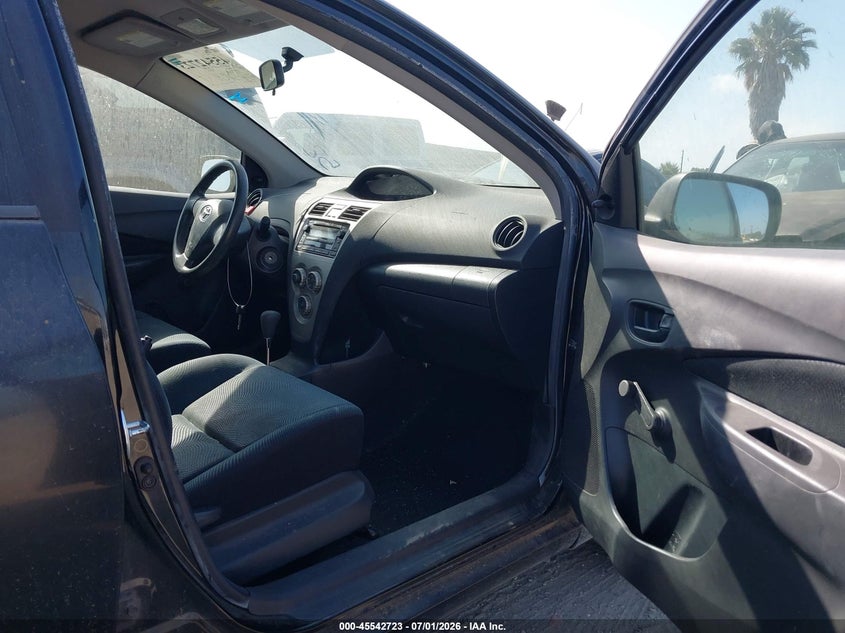 2009 Toyota Yaris VIN JTDBT903091317671 IAAI salvage auction — NORMAL WEAR, Salvage (California), sold $550 on 2026-07-29 (photo 5)
