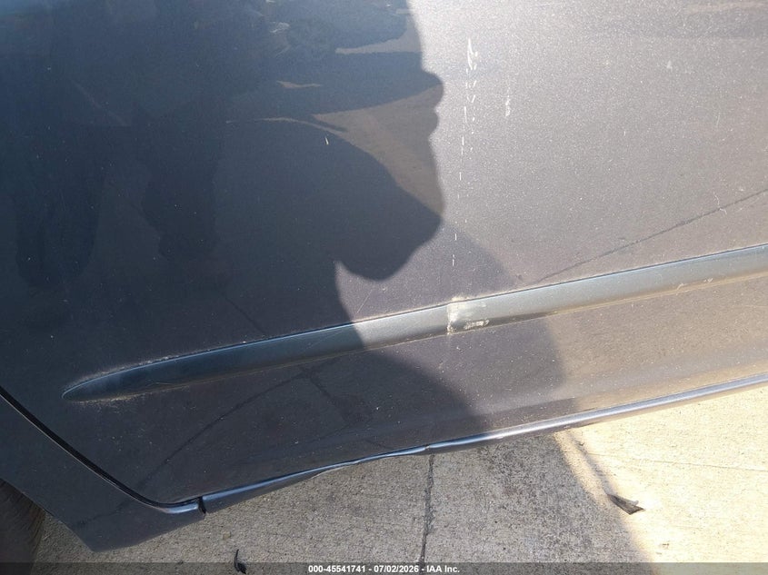 2008 Toyota Sienna VIN 5TDZK23CX8S161130 IAAI salvage auction — NORMAL WEAR, Clear (Missouri), sold $325 on 2026-07-28 (photo 6)
