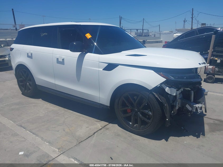2024 Land rover Range rover sport VIN SAL1P9EU3RA421341 IAAI salvage auction — FRONT END, Salvage Title, sold $30,875 on 2026-08-19 (photo 1)
