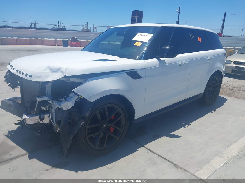2024 Land rover Range rover sport VIN SAL1P9EU3RA421341 IAAI salvage auction — FRONT END, Salvage Title, sold $30,875 on 2026-08-19 (photo 2)
