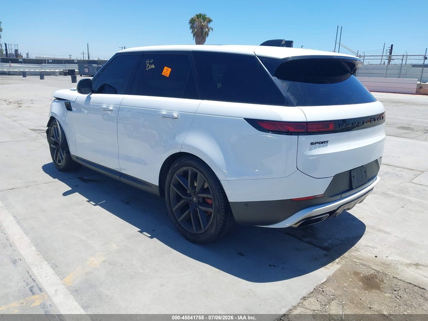 2024 Land rover Range rover sport VIN SAL1P9EU3RA421341 IAAI salvage auction — FRONT END, Salvage Title, sold $30,875 on 2026-08-19 (photo 3)