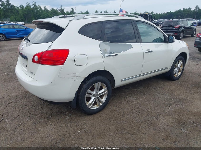 2013 Nissan Rogue VIN JN8AS5MV2DW657505 IAAI salvage auction — NORMAL WEAR, Clear (Massachusetts), sold $425 on 2026-07-31 (photo 4)