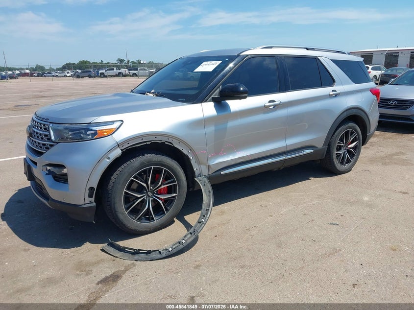 2020 Ford Explorer VIN 1FMSK8FHXLGA21136 IAAI salvage auction — LEFT FRONT, Salvage Title, sold $5,050 on 2026-10-09 (photo 2)